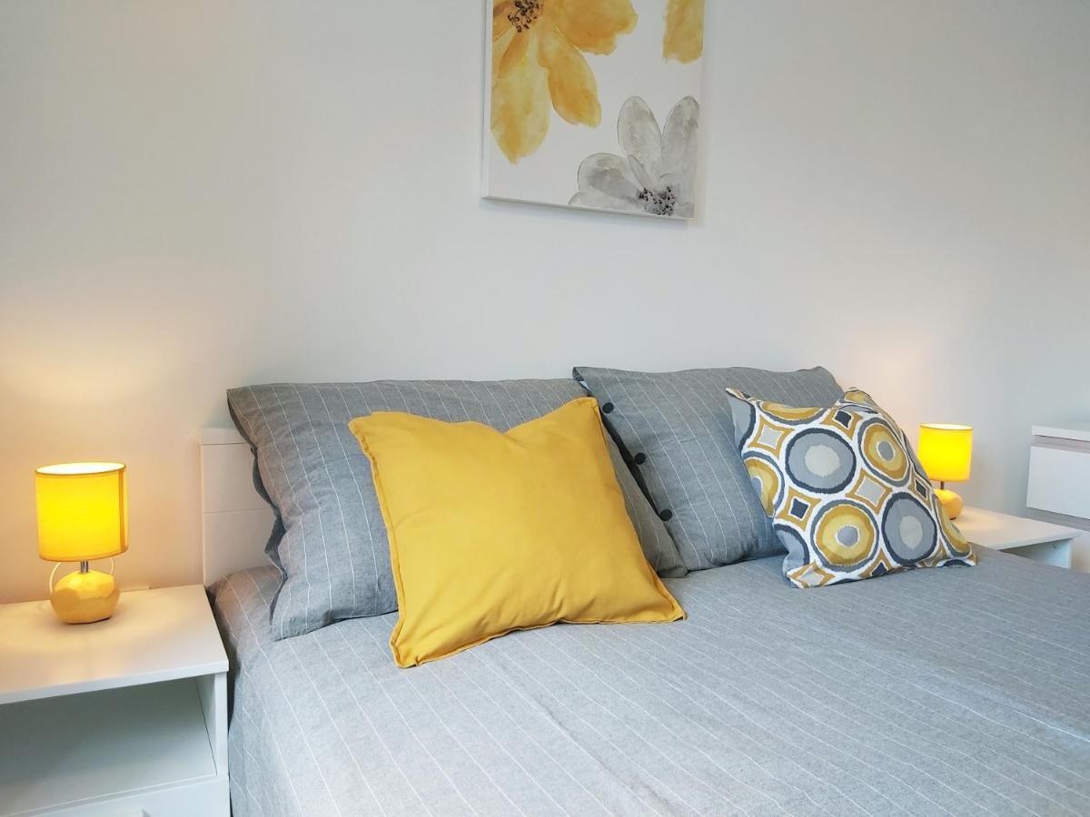 Point Apartment *